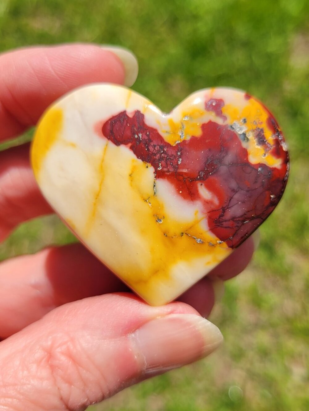 Mookaite Palm Stone (M111)